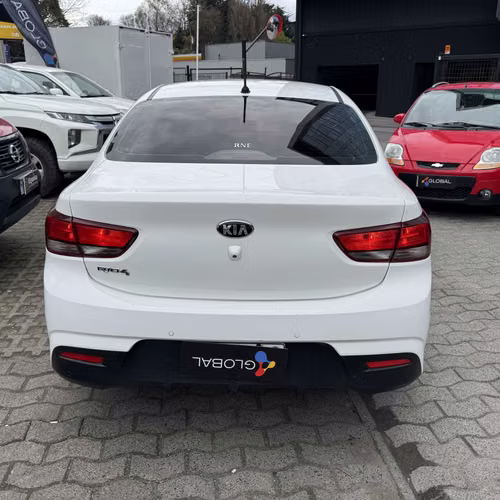 KIA RIO 4 LX 2019 - Imagen 6