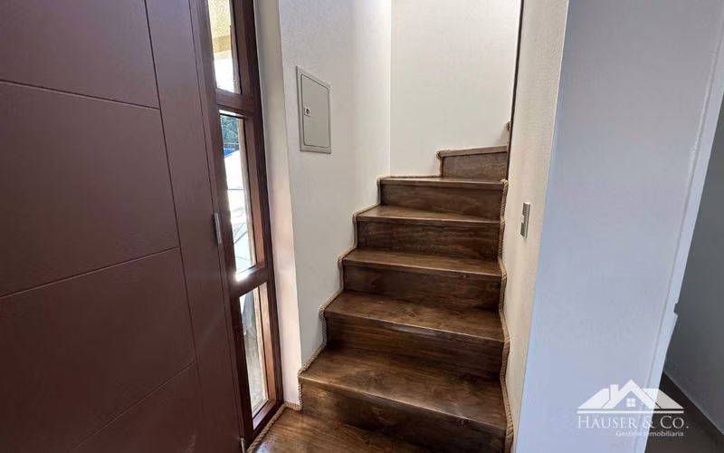 Casa en venta en Pucon semi nueva sector variante internacional