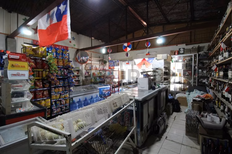 Se vende casa uso comercial sector Tongoy