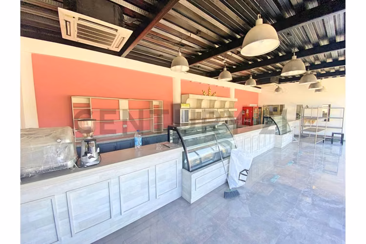 Se vende local comercial en Peñuelas