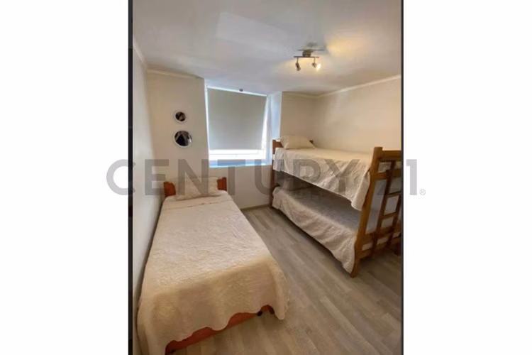 Se vende departamento primera linea