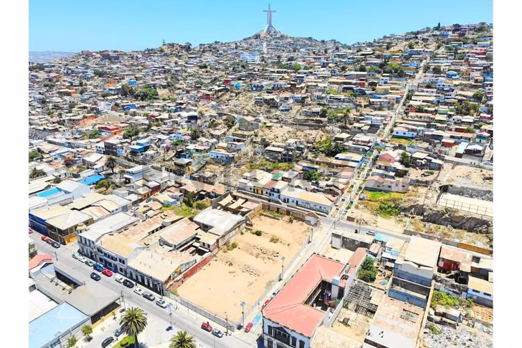 Se vende terreno frente al Puerto de Coquimbo