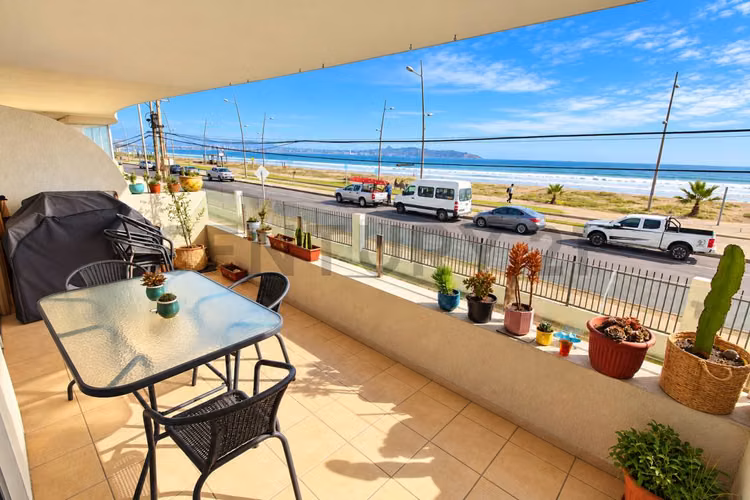 Departamento frente al mar en venta – Excelente oportunidad de inversión