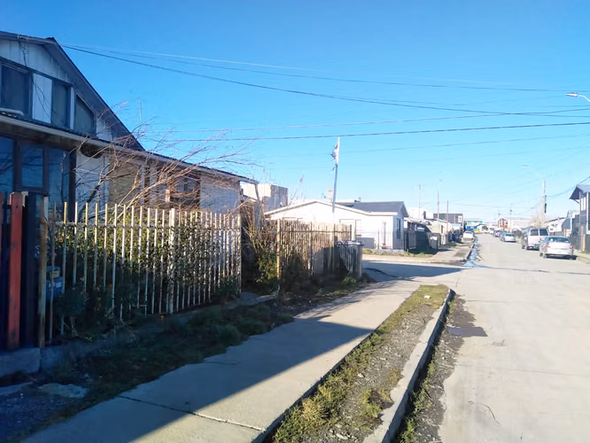 CASA ESQUINA EN PUERTO NATALES