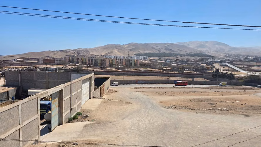 SE VENDE TERRENO A ORILLA DE LA CARRETERA, ALTO HOSPICIO, ZIG ZAG