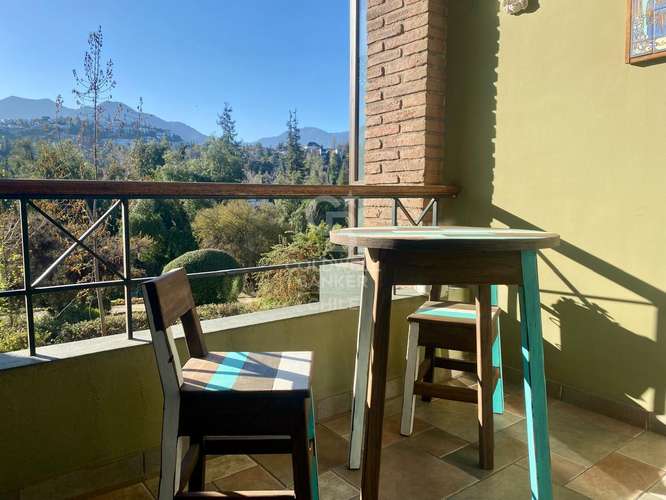 Departamento Moderno con Vista Panorámica y Piscina