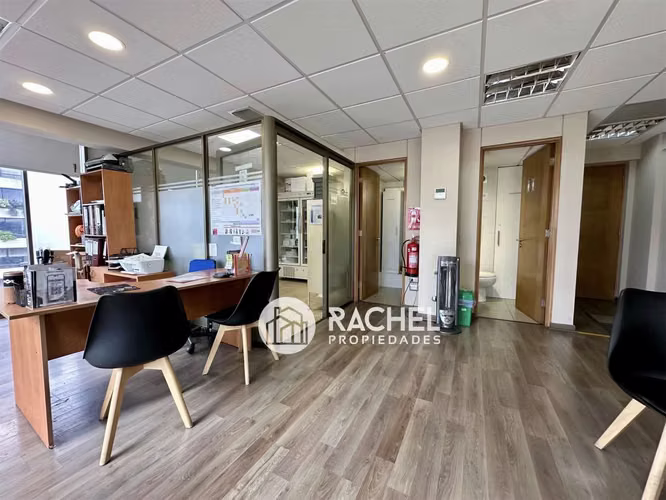 SE VENDE OFICINA RENTANDO CON CONTRATO VIGENTE