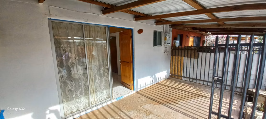 Se Vende Casa en Población Esmeralda II, Lontué