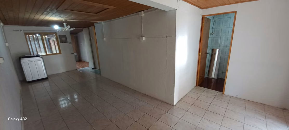 Se Vende Casa en Población Esmeralda II, Lontué