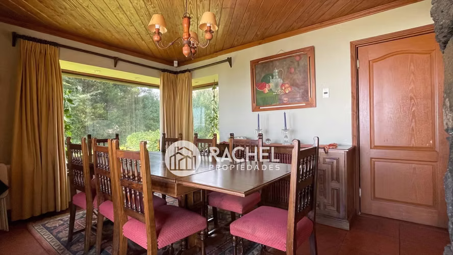 Venta Hermosa casa en Condominio con vistas al Lago y Volcán Villarrica