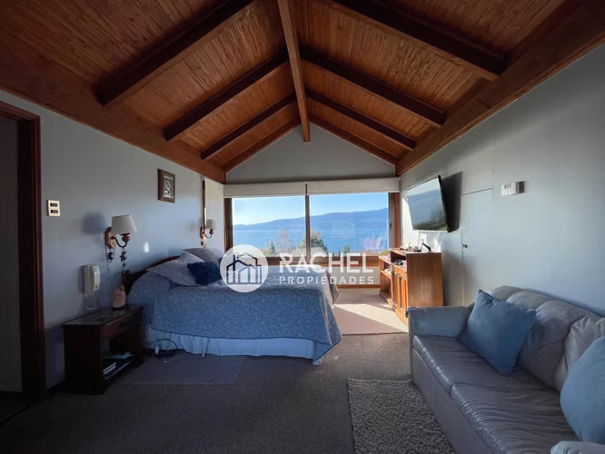 Venta Hermosa casa en Condominio con vistas al Lago y Volcán Villarrica