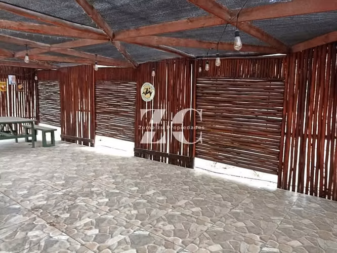 SE VENDE TERRENO CON CASA RESTAURANT EN LIMACHE