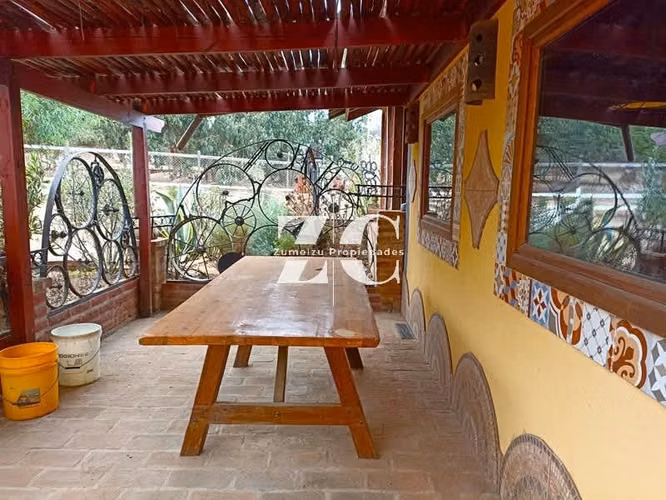 SE VENDE TERRENO CON CASA RESTAURANT EN LIMACHE