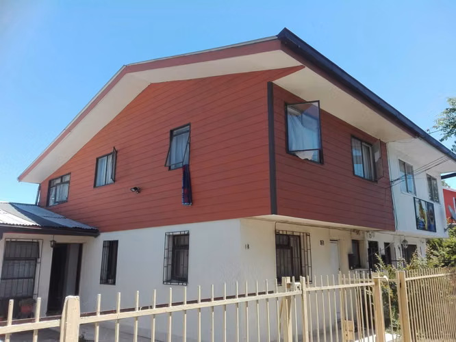 Arriendo Bonitas Piezas Nuevas y Amplias, Mensual y Diario. Chillan.