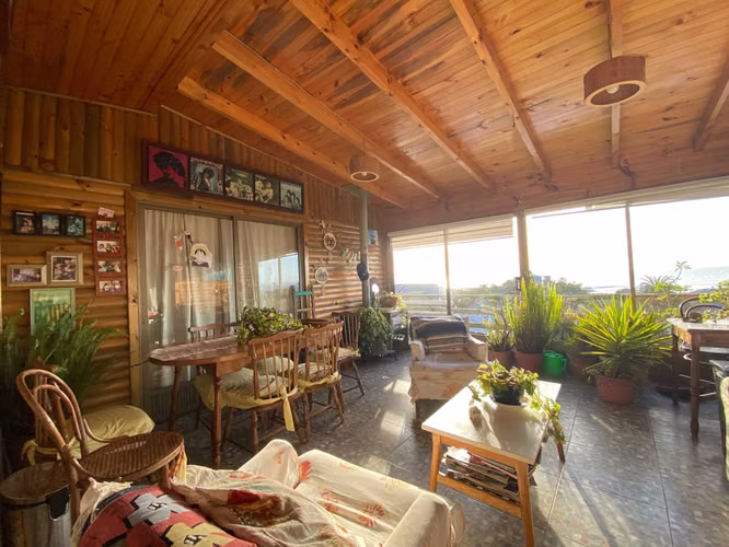 Curanipe, 300m2 terreno 201m2 construido (118143)