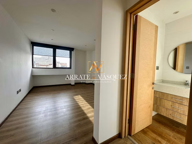 Amplia y Exclusiva Casa en Fundo Andalué - Imagen 12