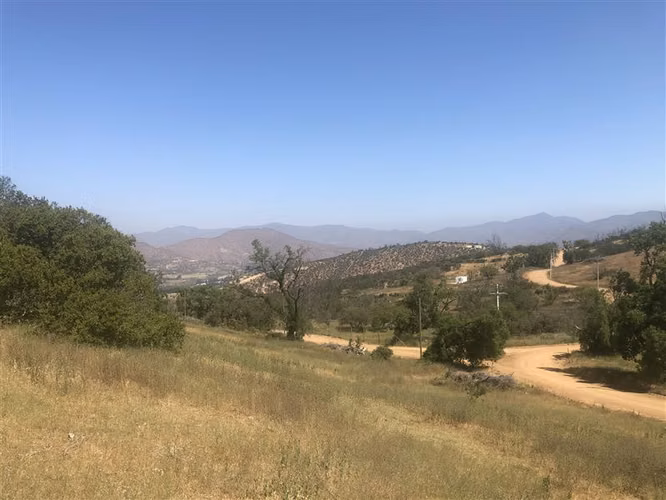 SITIO PARCELA DE 20.000 M2 CAMINO EL TORO CURACAVI