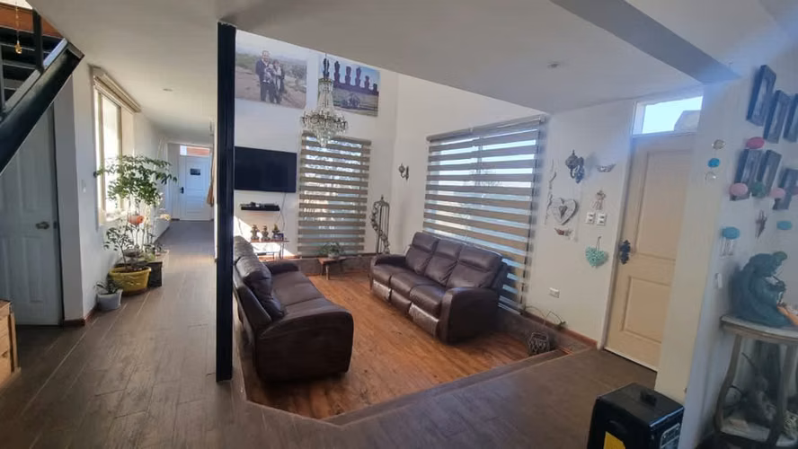 CASA LOMAS DE TAPIHUE / HOTEL CASABLANCA