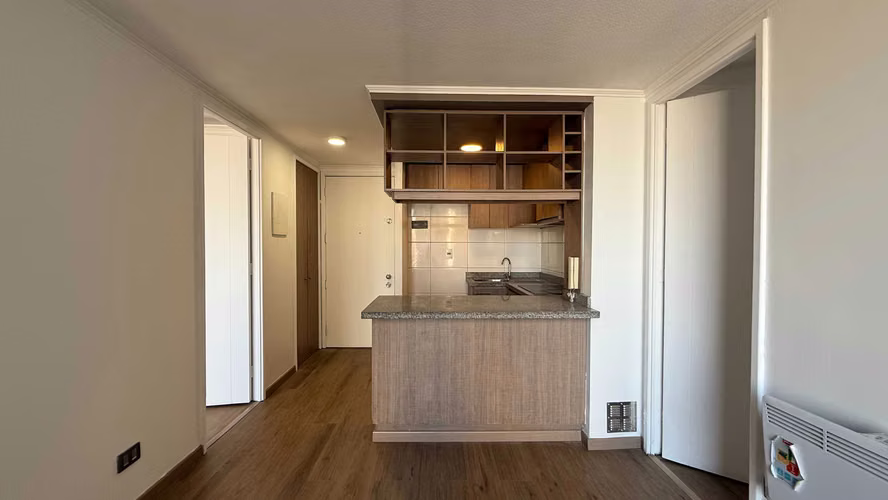 Se vende dpto en Conde del Maule (101522)