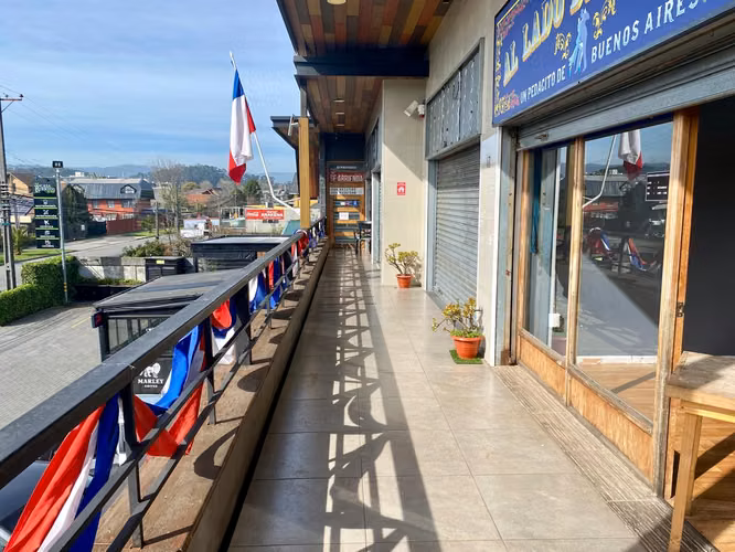 Se Arriendan Locales en Strip Center, Huertos Familiares