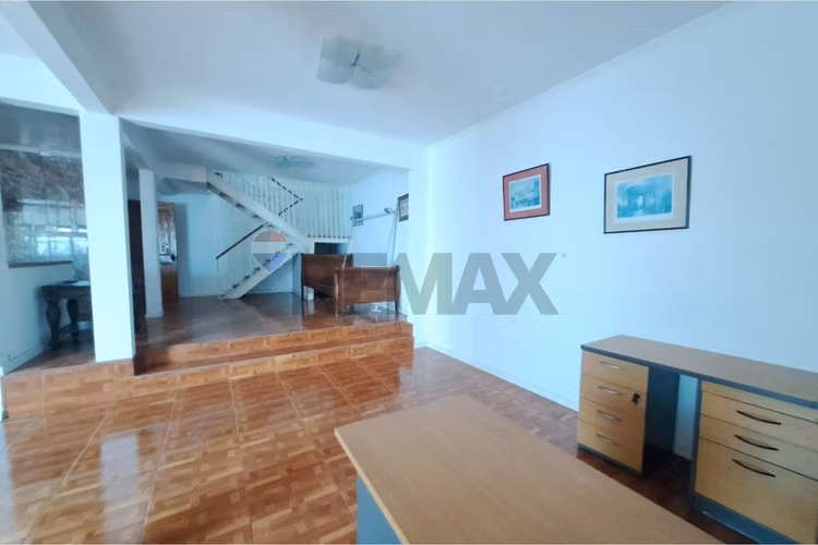 Cómoda casa para oficinas