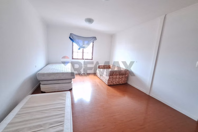 Cómoda casa para oficinas