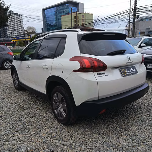 PEUGEOT 2008 2020 - Imagen 5