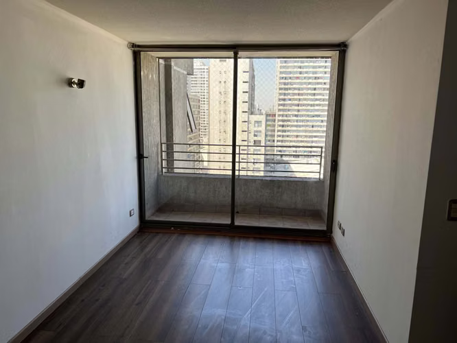 Excelente ubicacion , santiago centro - Imagen 2