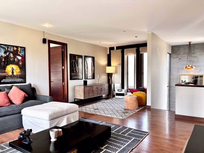 Distribución impecable - Remodelada (118723)