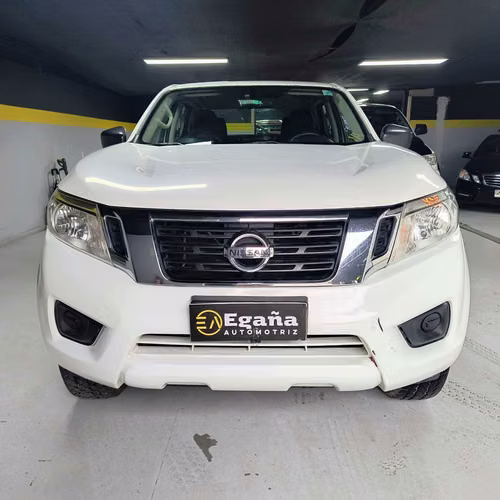 NISSAN NP300 2018