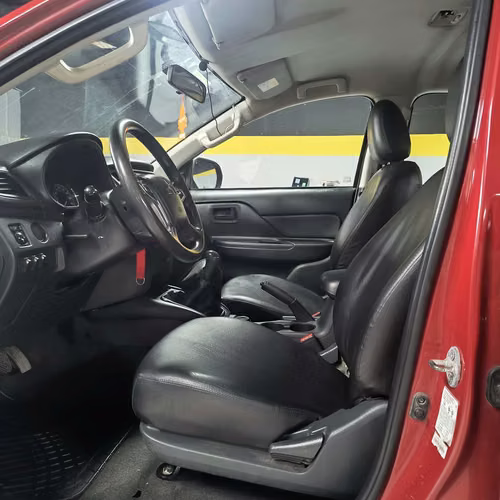 MITSUBISHI L200 KATANA 4X4 2.4 2022 - Imagen 7