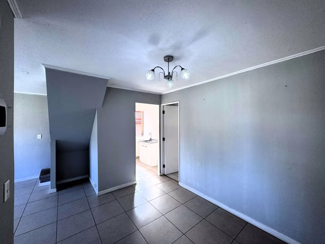 Arriendo casa 3 dorm 2 baños condominio Buin (118879)