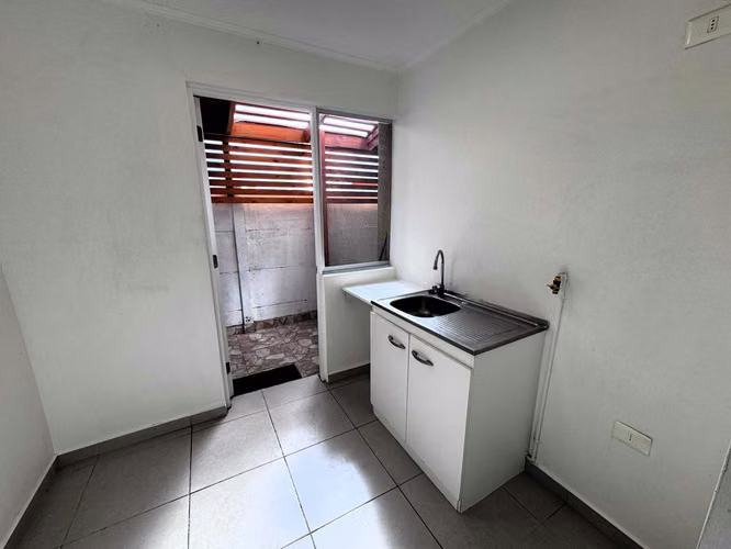 Arriendo casa 3 dorm 2 baños condominio Buin (118879)