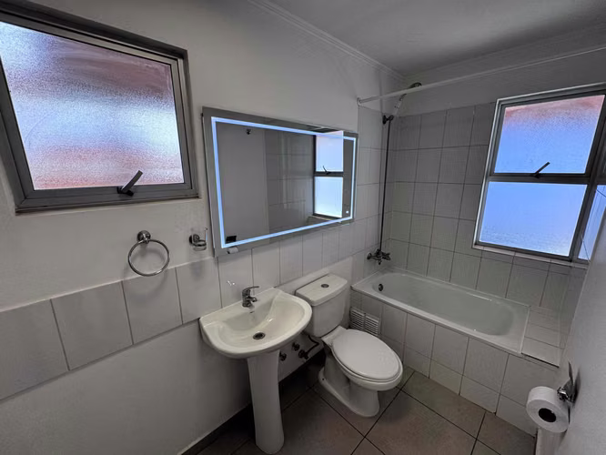 Arriendo casa 3 dorm 2 baños condominio Buin (118879)