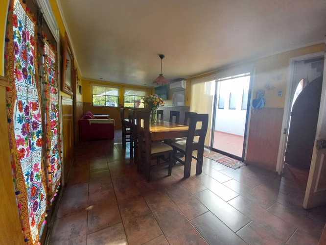 Gran Casa Lo Cañas Campo en la ciudad 1780 m2 (118865)
