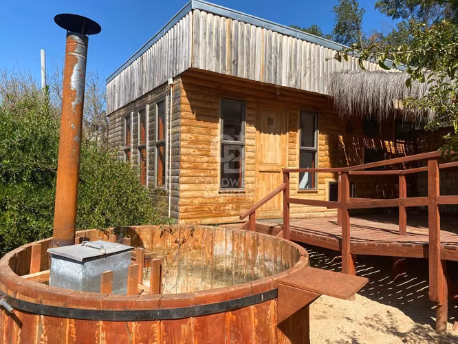 Refugio Moderno y Sustentable en Alto Pangal, Limache
