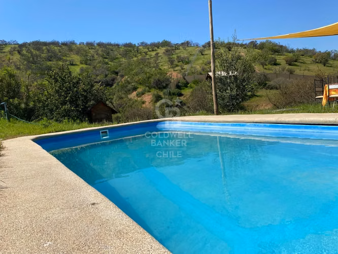 Refugio Moderno y Sustentable en Alto Pangal, Limache