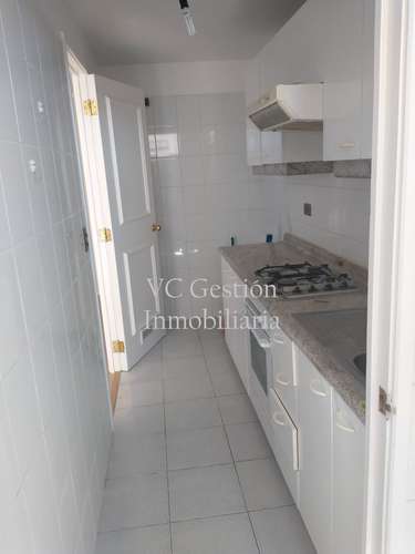 Departamento cómodo, a 10 min al centro de Valparaíso, fácil acceso - Imagen 11