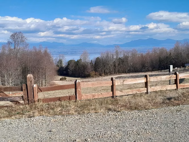 Parcelas al norte del lago Villarrica