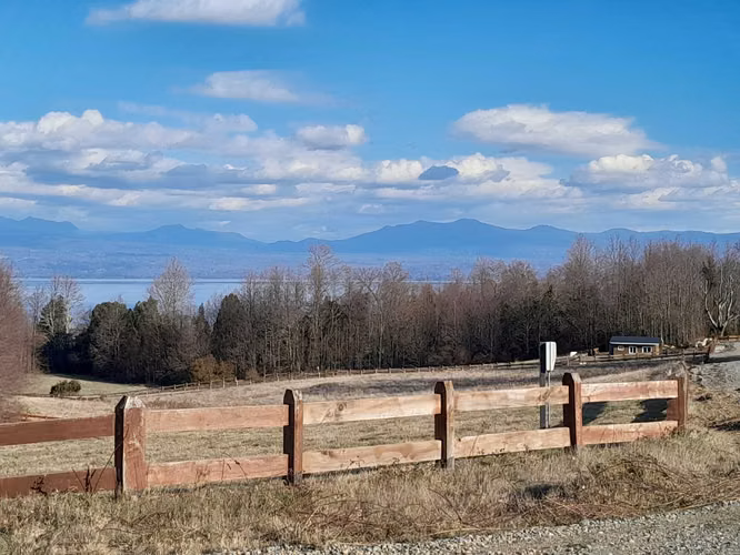Parcelas al norte del lago Villarrica