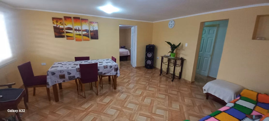 Venta de Linda y Amplia Casa en Villa el Eucaliptus, Teno - Imagen 9