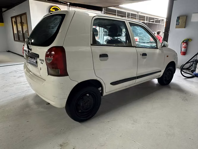 SUZUKI ALTO 1.0 2011