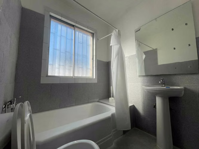 2 Casas Por El Valor De Una | 410 M2 | +4 Est (119872) - Imagen 4