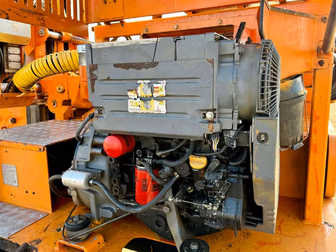 2015 Hincadora PAUSELLI 900 con Martillo Hidráulico INDECO HP900