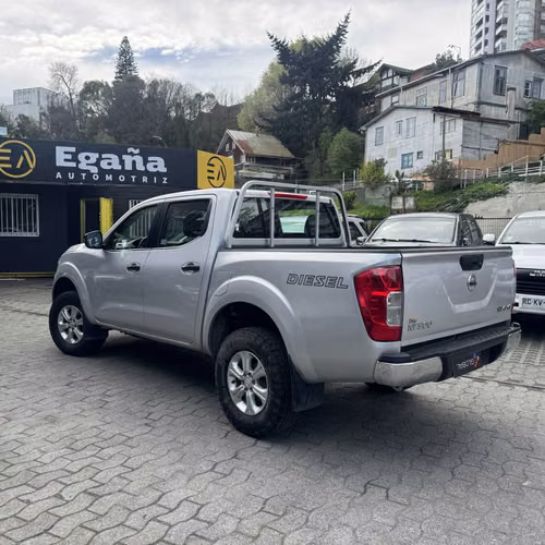 NISSAN NP300 2017