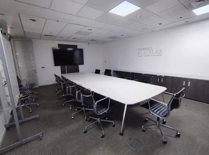 OFICINA PREMIUM EN HUECHURABA, 495 M² / 135 UF + I