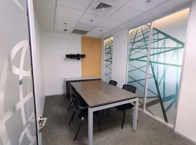 OFICINA PREMIUM EN HUECHURABA, 495 M² / 135 UF + I