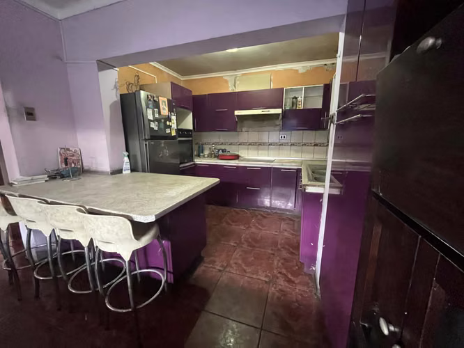 VENTA DE CASA DE DOS PISOS EN PEÑALOLEN  300 MTS. 5D 3B