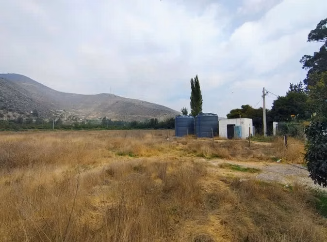 PARCELA CALERA DE TANGO: 18,000 M² POR 8300 UF