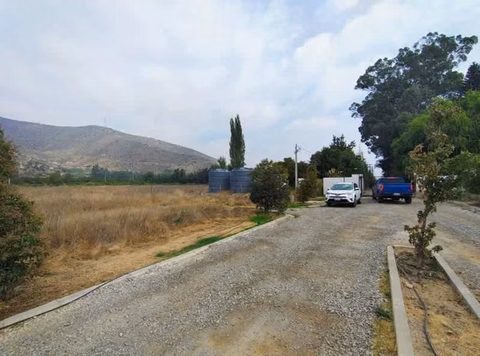PARCELA CALERA DE TANGO: 18,000 M² POR 8300 UF